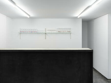 Marie-Jo Lafontaine - SUMMER BAR + CINEMA, installation view / TICK TACK