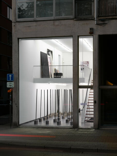 Allen-Golder Carpenter - Sojourn - Outside installation view, 2025 - TICK TACK, Antwerp