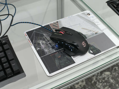 Brennan Wojtyla, mousepad, 2025, LAN, TICK TACK