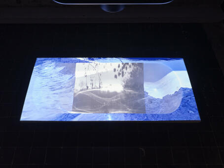 Dima Srouji, A Crack in the Water Followed by Return, 2024, Video projection, acrylic bathtub 60 x 76 x 170 cm