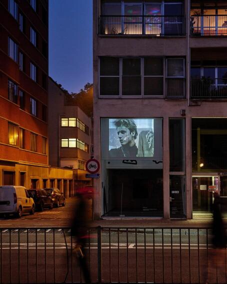 TB. CINEMA TICK TACK & ARGOS: Hänzel & Gretzel - Exploding Mirrors. .
Hänzel & Gretzel pays homage to one of the more influential figure of the last A