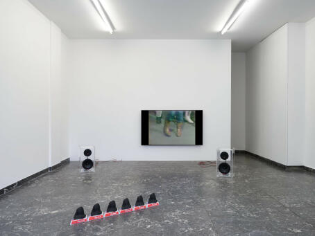 Benjamin Cohen - empty, mpty, mty, mt, , - 2023 - Installation view at TICK TACK