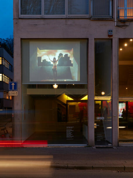 Claudia Bitran - Slave for you, 2012, Video, 29 seconds - Installation view CINEMA TICK TACK
