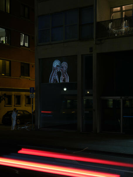 Frank Theys “THE KISS #4”, 2014, Single-screen video installation, 4K 16:9, Color, Silent, 7’04"