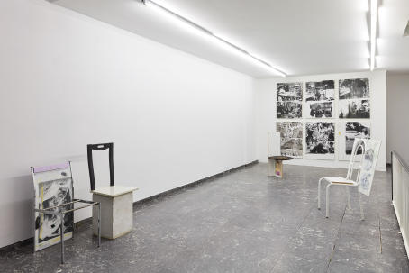 Leo Gabin - Sit with it - Exhibition view at TICK TACK